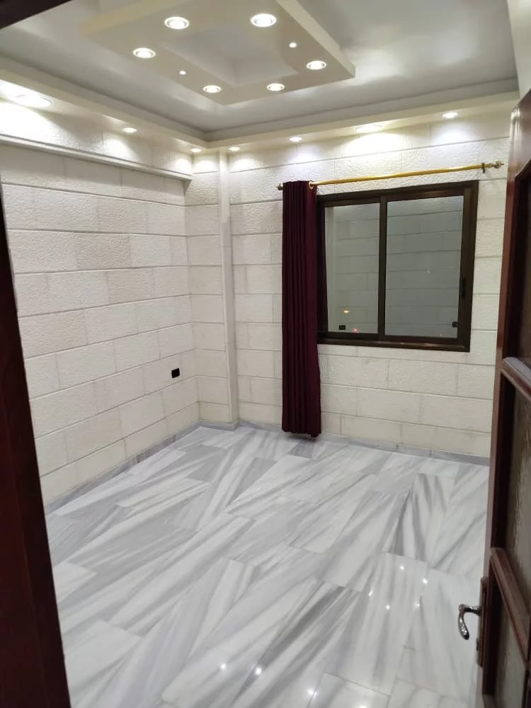للإيجار شقة بمساكن برزة